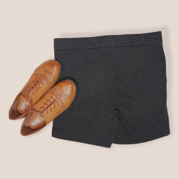 89th & Madison Pants - 89th and Madison black polka dot shorts